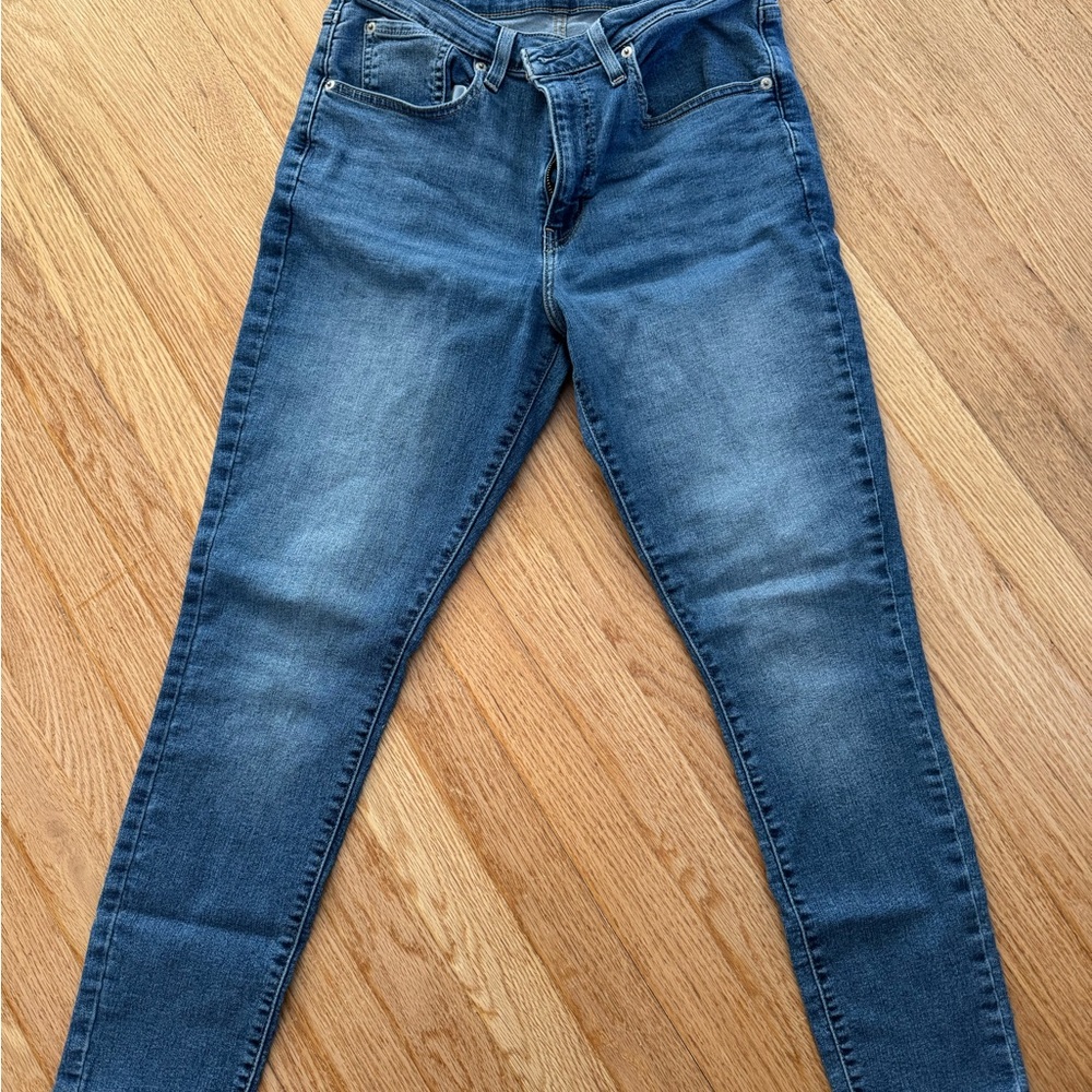 Levi's Women's Blue Skinny Jeans